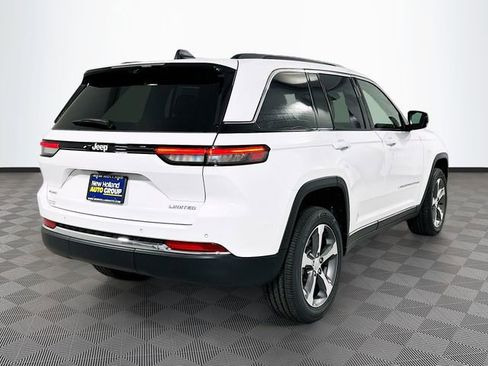New 2025 Jeep Grand Cherokee Limited w/ Luxury Tech Group II image 4