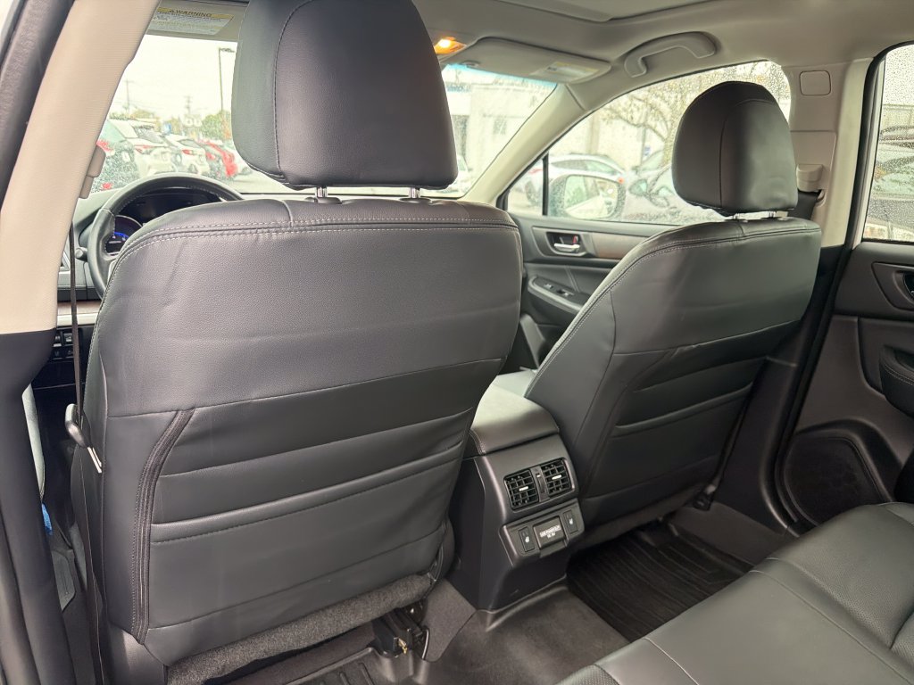 Used 2018 Subaru Outback 2.5i Limited AWD/4WD image 23