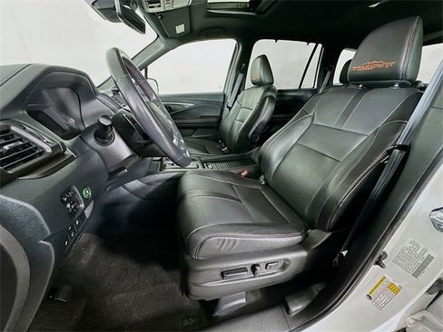 Certified 2022 Honda Passport TrailSport image 29