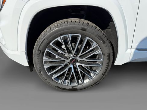 New 2026 GMC Terrain Denali image 9