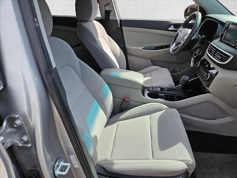 Used 2020 Hyundai Tucson SE image 23