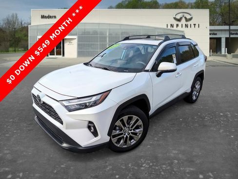 Used 2023 Toyota RAV4 XLE Premium image 1