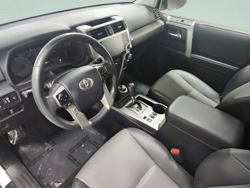 Used 2020 Toyota 4Runner Limited image 27