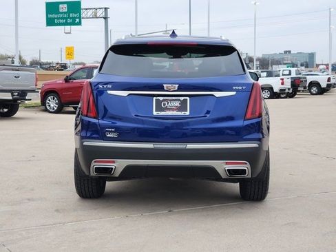 Used 2023 Cadillac XT5 Premium Luxury image 13