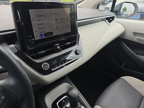 Used 2023 Toyota Corolla LE FWD image 19