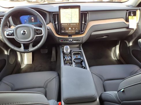New 2026 Volvo XC60 B5 Core w/ Protection Package Premier image 11