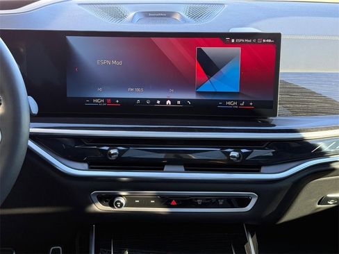 Used 2026 BMW X7 M60i w/ Executive Package image 12