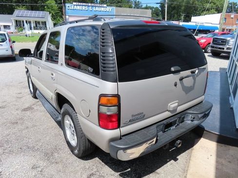 Used 2006 Chevrolet Tahoe LT w/ LT Preferred Equipment Group AWD/4WD image 6