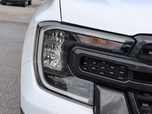 Used 2024 Ford Ranger XLT w/ Technology Package RWD image 10