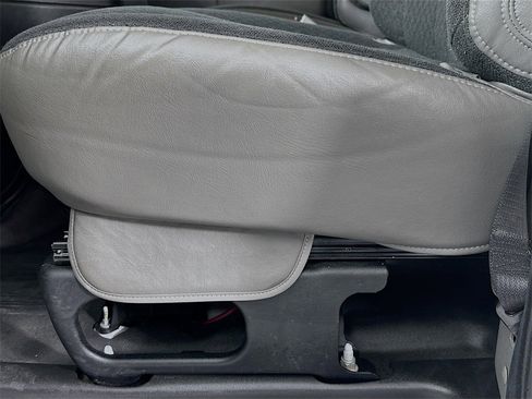 Used 2023 GMC Savana 2500 w/ Driver Convenience Package image 19