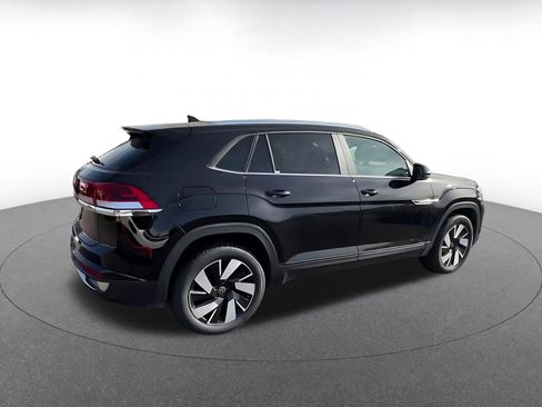 Used 2025 Volkswagen Atlas Cross Sport SE image 14