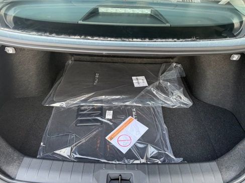 New 2026 Nissan Sentra SV w/ SV Convenience Package FWD image 9