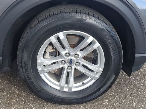 Certified 2023 Ford Explorer XLT AWD/4WD image 8