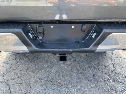 Used 2017 Ford F150 XLT w/ Equipment Group 301A Mid AWD/4WD image 4
