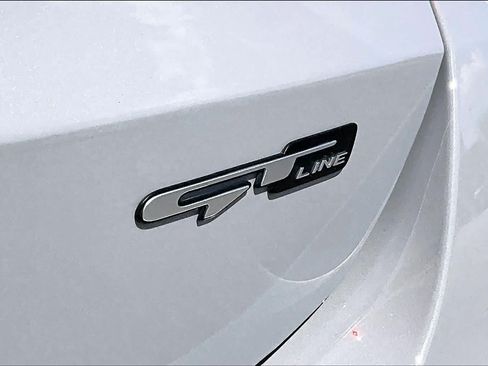 Used 2022 Kia K5 GT-Line FWD image 9