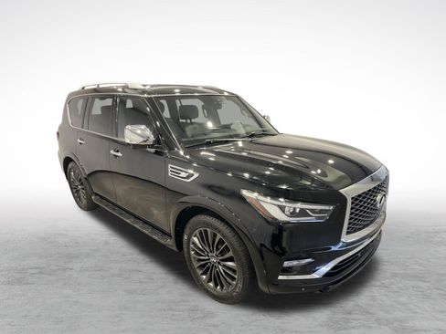 Used 2023 INFINITI QX80 Sensory w/ Cargo Package AWD/4WD image 3