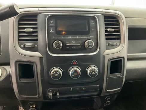 Used 2018 RAM 3500 Tradesman w/ Chrome Appearance Group AWD/4WD image 4