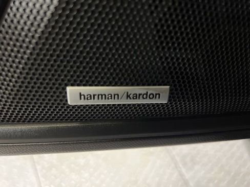 Certified 2025 Subaru Outback Onyx Edition image 38