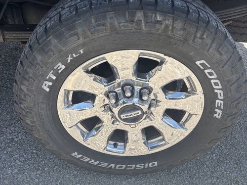 Used 2009 Ford F250 XLT AWD/4WD image 16