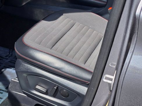 Used 2025 Ford Explorer ST-Line AWD/4WD image 26