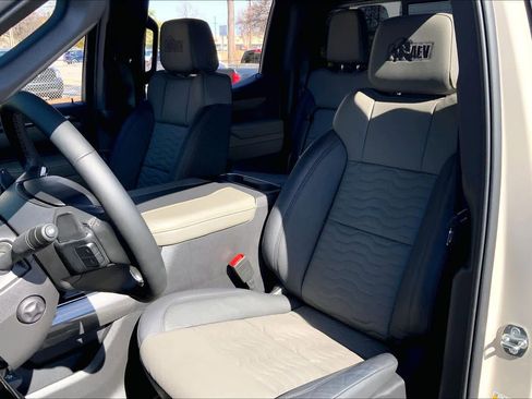 Used 2026 Chevrolet Silverado 1500 ZR2 w/ ZR2 Bison Edition image 8