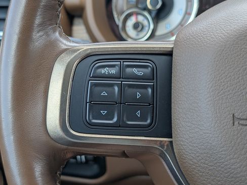 Used 2022 RAM 2500 Limited AWD/4WD image 15