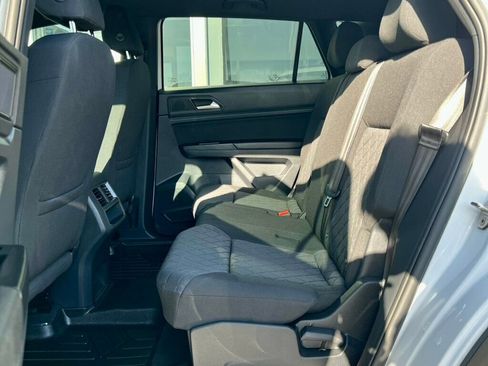 Used 2020 Volkswagen Atlas Cross Sport S image 14