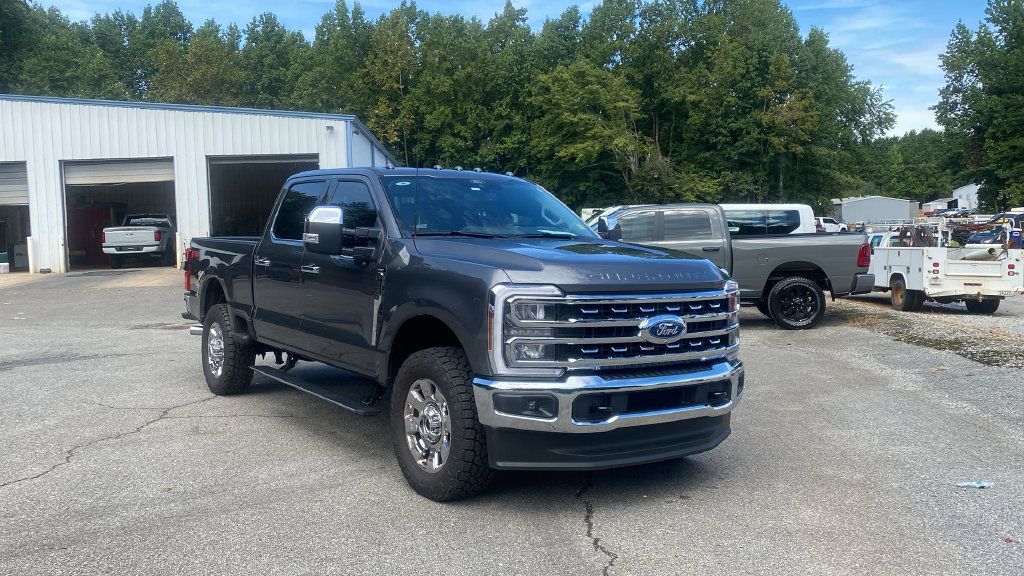 Certified 2026 Ford F250 Lariat w/ Chrome Package AWD/4WD image 3
