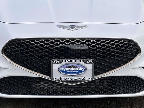 Used 2023 Genesis G70 3.3T w/ Sport Advanced Package image 11