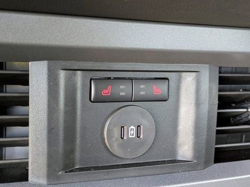 Used 2025 Ford F250 Lariat w/ Lariat Ultimate Package image 19