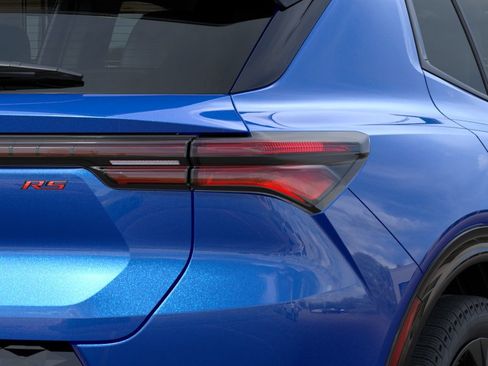 New 2026 Chevrolet Equinox EV RS FWD image 12