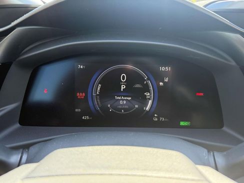 Used 2025 Lexus RZ 450e image 28