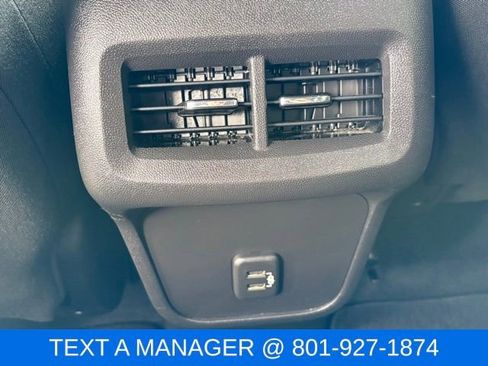 Used 2024 Chevrolet Equinox LT AWD/4WD image 16