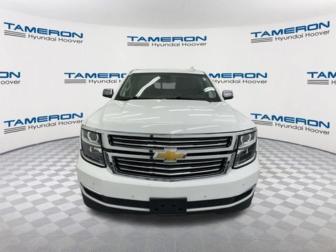 Used 2020 Chevrolet Suburban Premier AWD/4WD image 8