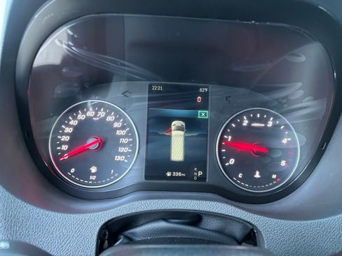 Used 2025 Mercedes-Benz Sprinter 2500 image 21