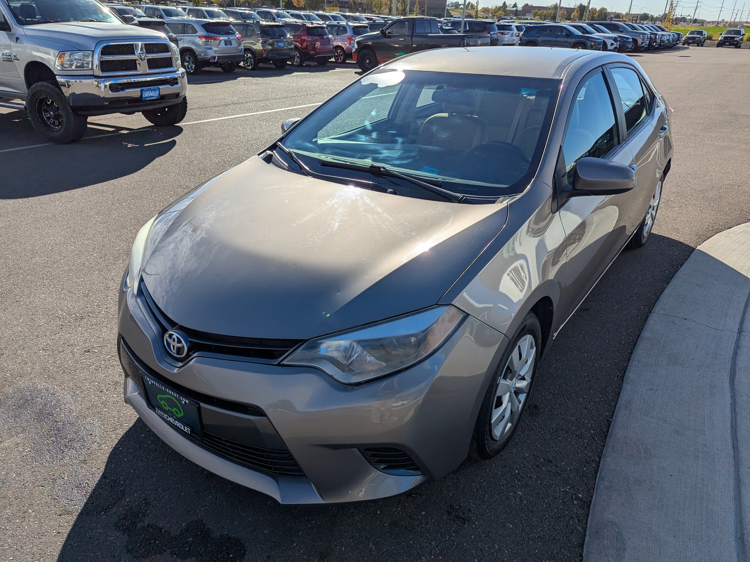 Used 2016 Toyota Corolla LE FWD image 7