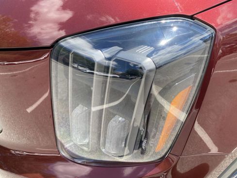 Used 2023 Kia Telluride EX X-Line image 8