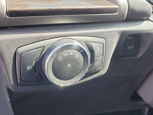 Used 2016 Ford Fusion SE w/ Equipment Group 202A AWD/4WD image 13