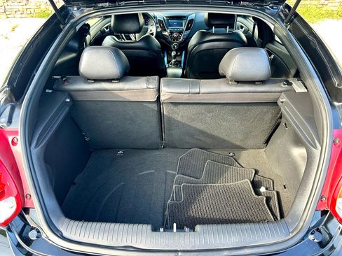 Used 2013 Hyundai Veloster Turbo w/ Ultimate Pkg image 15