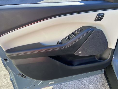 Used 2023 Ford Mustang Mach-E Premium image 14