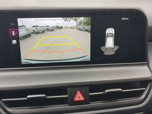 Certified 2025 Kia Seltos EX w/ EX Sunroof Package image 16