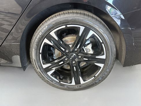 Used 2022 Kia K5 GT-Line w/ GT-Line FWD Premium Package image 37