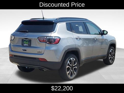 Used 2022 Jeep Compass Limited AWD/4WD image 3