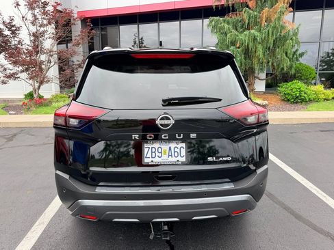 Used 2022 Nissan Rogue SL AWD/4WD image 8