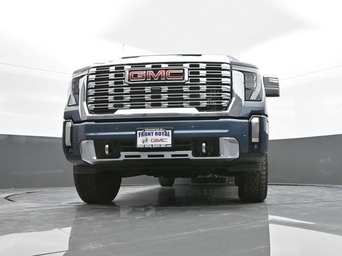 New 2025 GMC Sierra 2500 Denali w/ Denali Reserve Package image 55