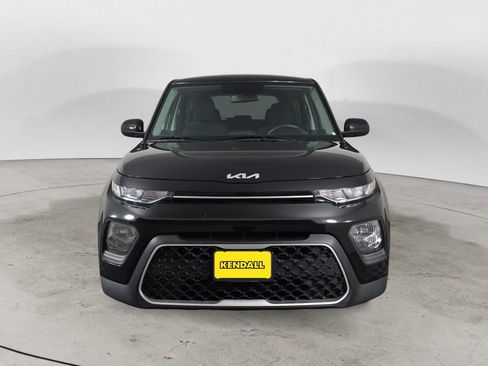 Used 2022 Kia Soul LX image 8