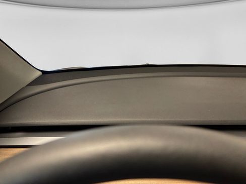 Used 2022 Tesla Model Y Performance AWD/4WD image 6