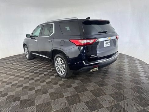 Used 2020 Chevrolet Traverse Premier w/ LPO, Roadside Safety Package AWD/4WD image 9