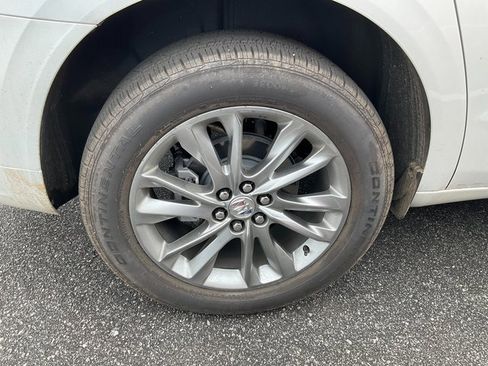 Used 2023 Buick Enclave Avenir w/ Trailering Package, 5000 lbs. image 10