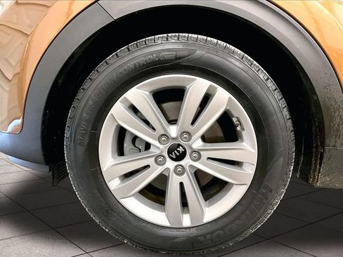 Used 2017 Kia Sportage LX FWD image 9